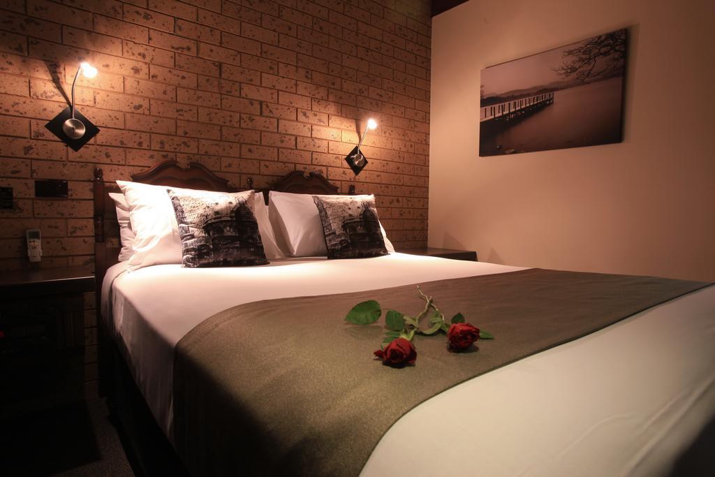 شيبارتون Belltower Motor Inn المظهر الخارجي الصورة